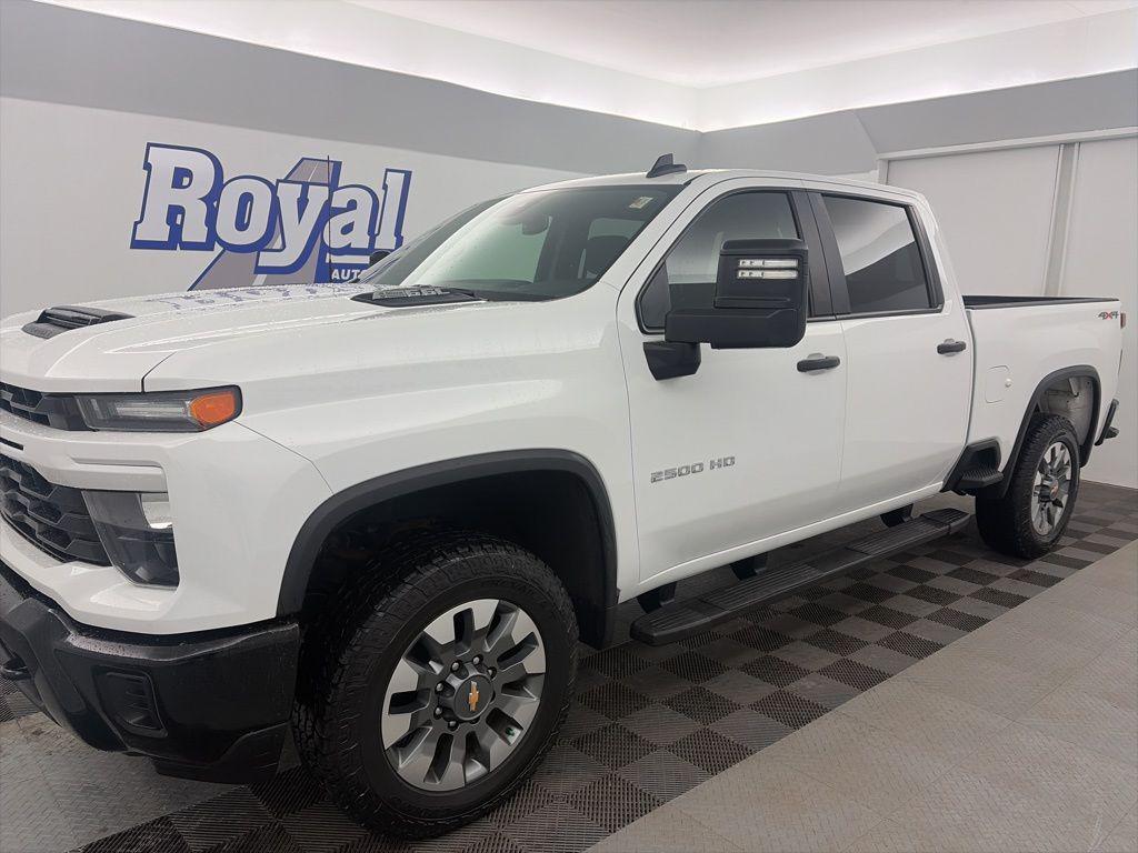 used 2024 Chevrolet Silverado 2500 car