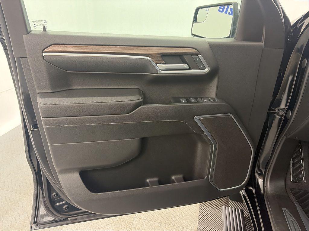used 2023 Chevrolet Silverado 1500 car