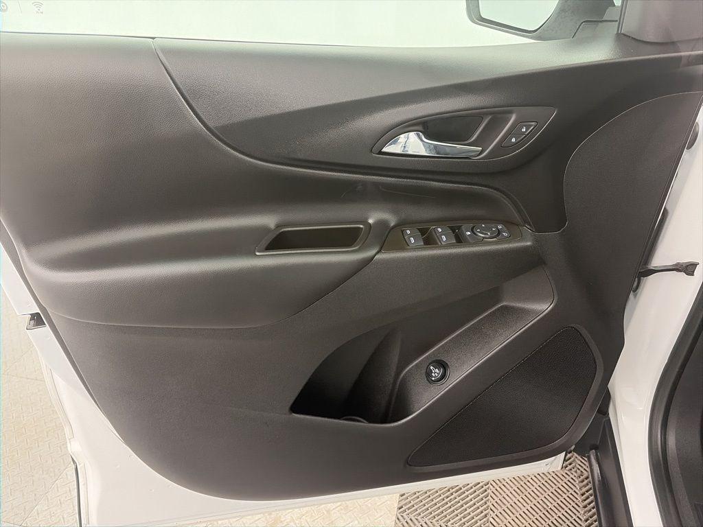 used 2023 Chevrolet Equinox car