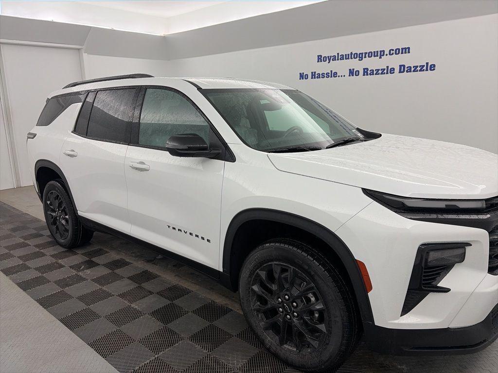 new 2026 Chevrolet Traverse car, priced at $45,637