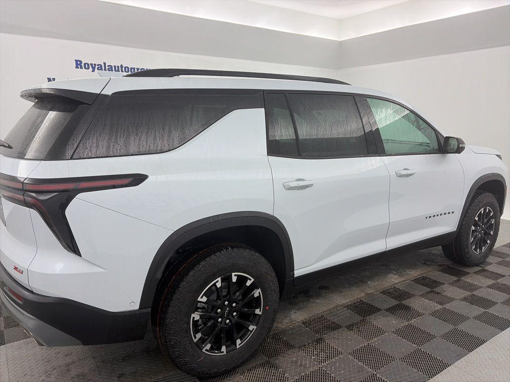 new 2026 Chevrolet Traverse car, priced at $56,343