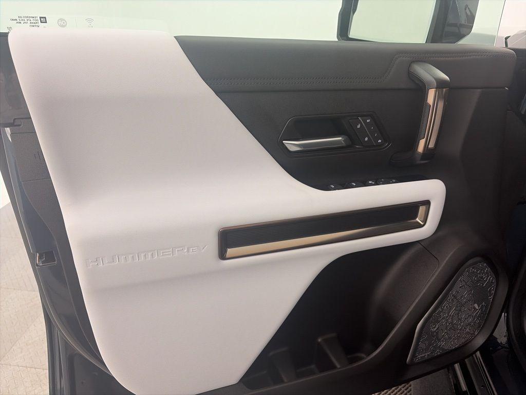 used 2025 GMC HUMMER EV Pickup car