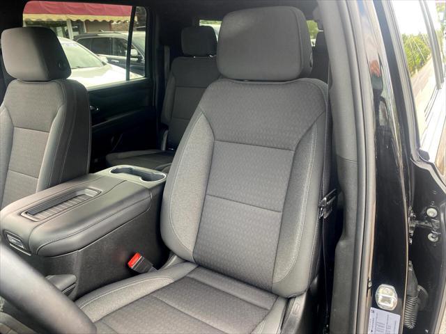 used 2022 GMC Yukon XL car