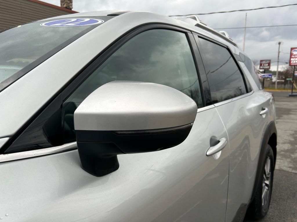 used 2022 Nissan Pathfinder car, priced at $30,995