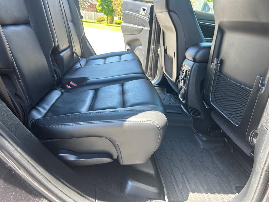 used 2021 Jeep Grand Cherokee car, priced at $27,995