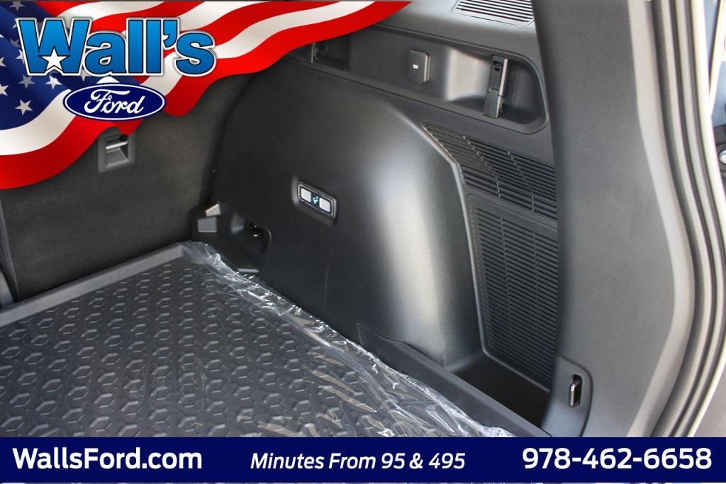 new 2025 Ford Bronco Sport car, priced at $35,590