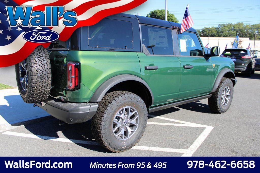new 2025 Ford Bronco car, priced at $55,552