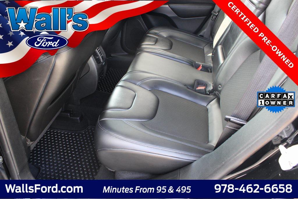 used 2019 Jeep Cherokee car, priced at $19,105