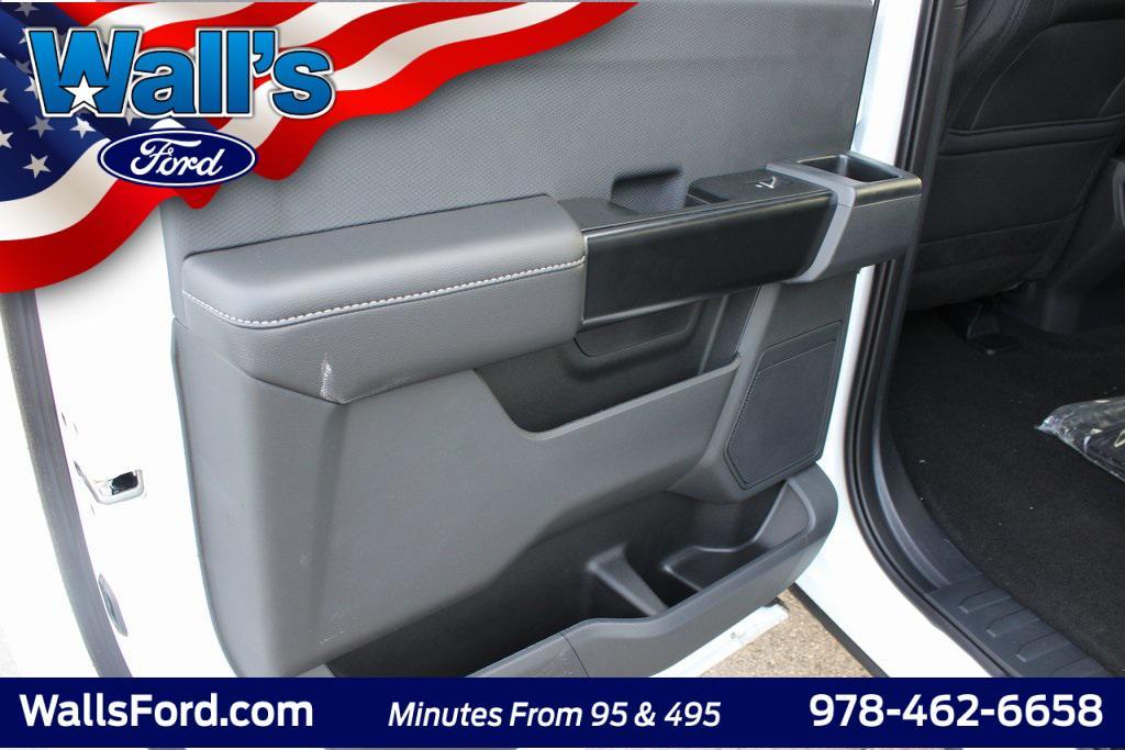 new 2025 Ford F-150 car, priced at $50,212