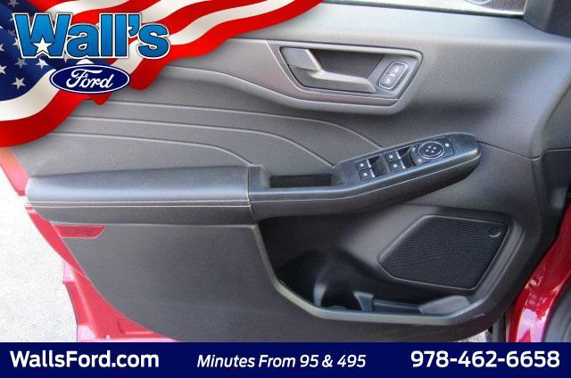 used 2025 Ford Escape car, priced at $28,598