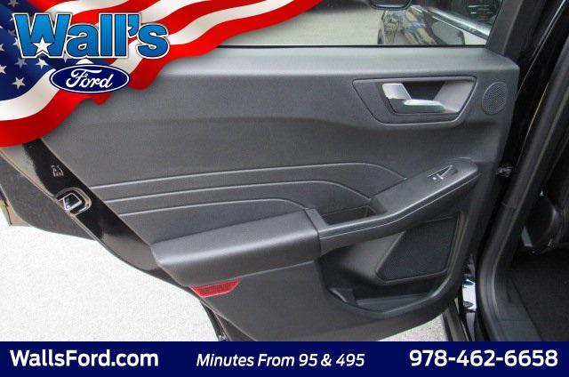 new 2024 Ford Escape PHEV car, priced at $43,300