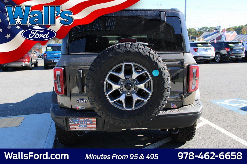 new 2025 Ford Bronco car, priced at $55,552