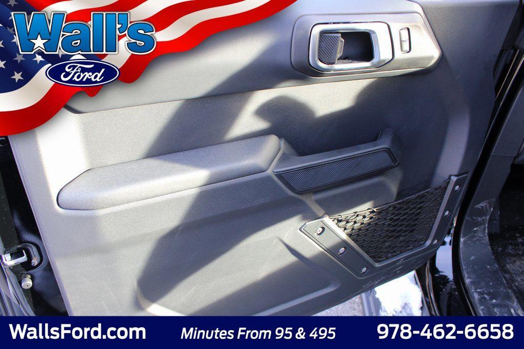 new 2025 Ford Bronco car, priced at $46,564