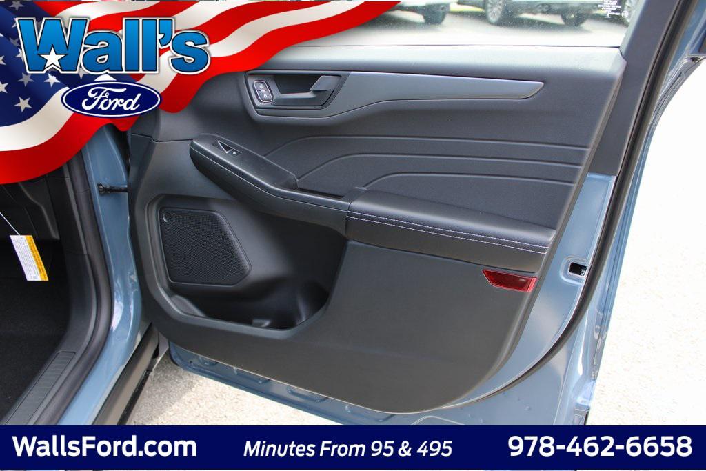 new 2025 Ford Escape car, priced at $32,823