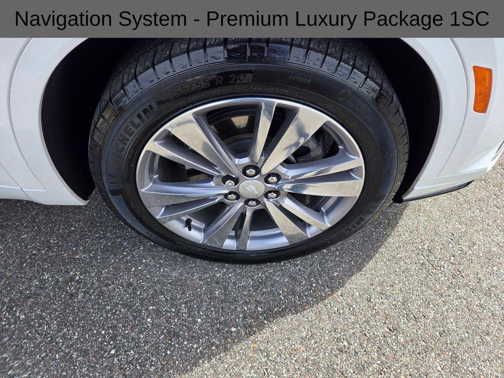 used 2023 Cadillac XT6 car, priced at $34,567