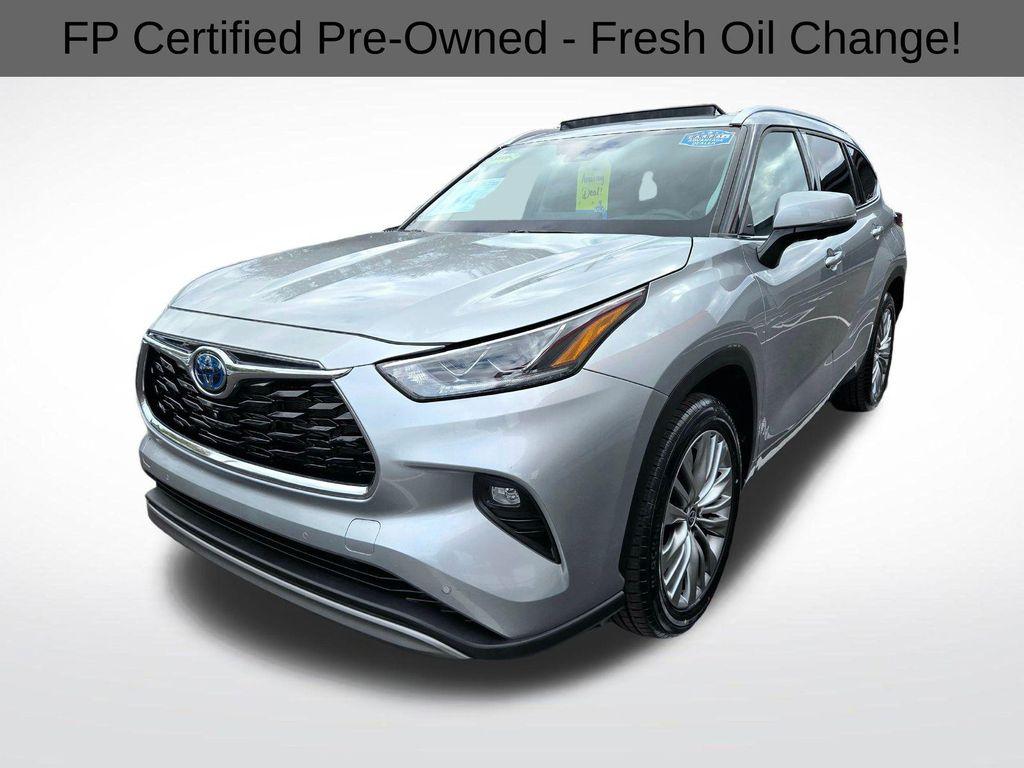 used 2023 Toyota Highlander Hybrid car, priced at $39,527