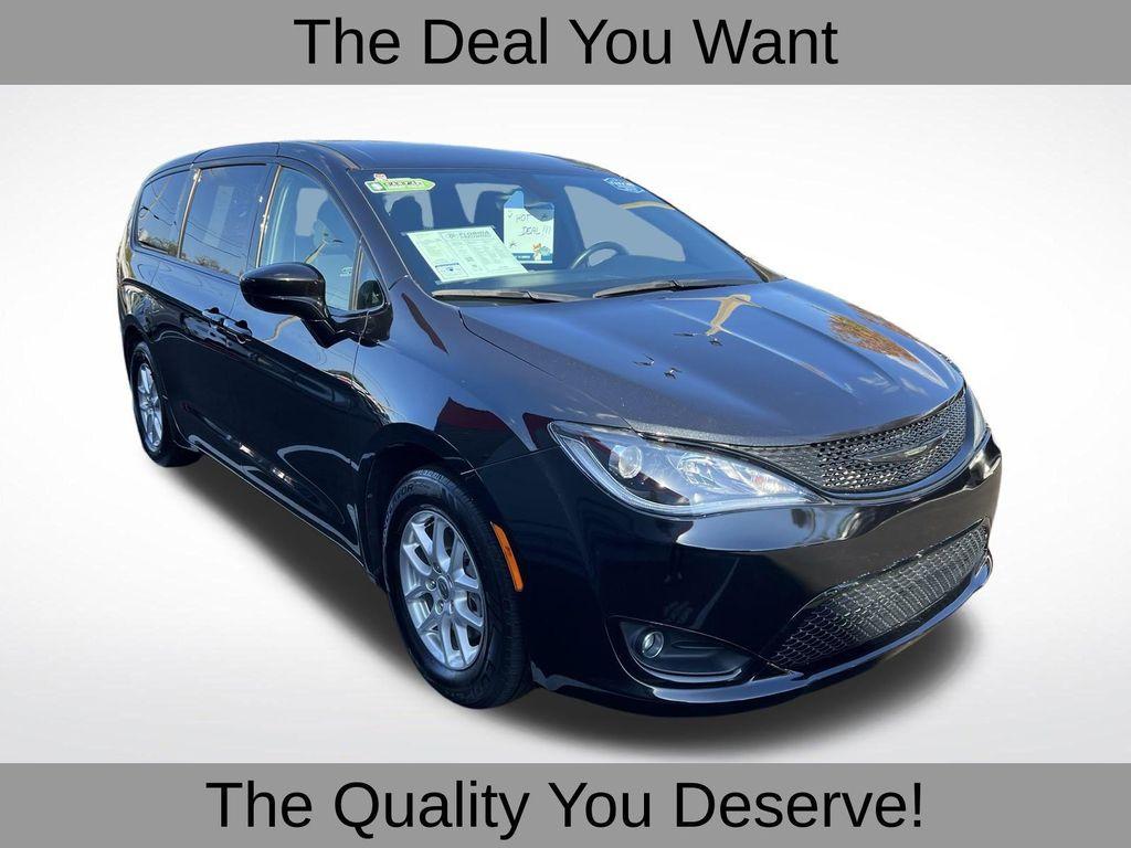 used 2019 Chrysler Pacifica car, priced at $19,767