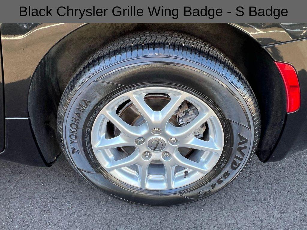 used 2019 Chrysler Pacifica car, priced at $19,767