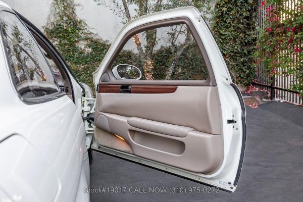 1993 Diamond White Pearl Lexus SC 300