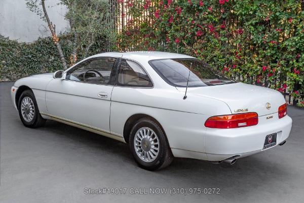 1993 Diamond White Pearl Lexus SC 300