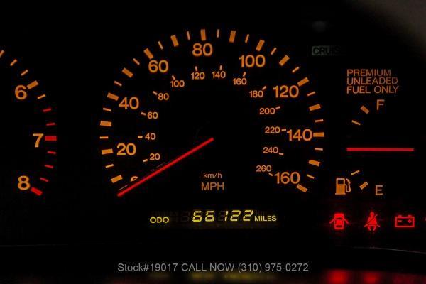 1993 Diamond White Pearl Lexus SC 300