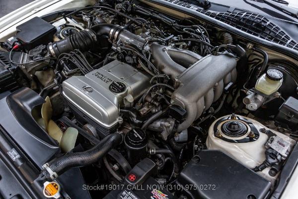 1993 Diamond White Pearl Lexus SC 300