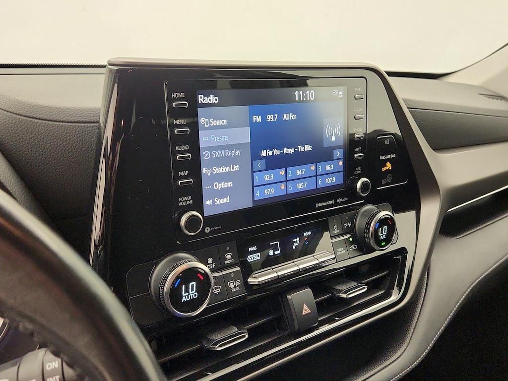used 2022 Toyota Highlander car, priced at $28,998