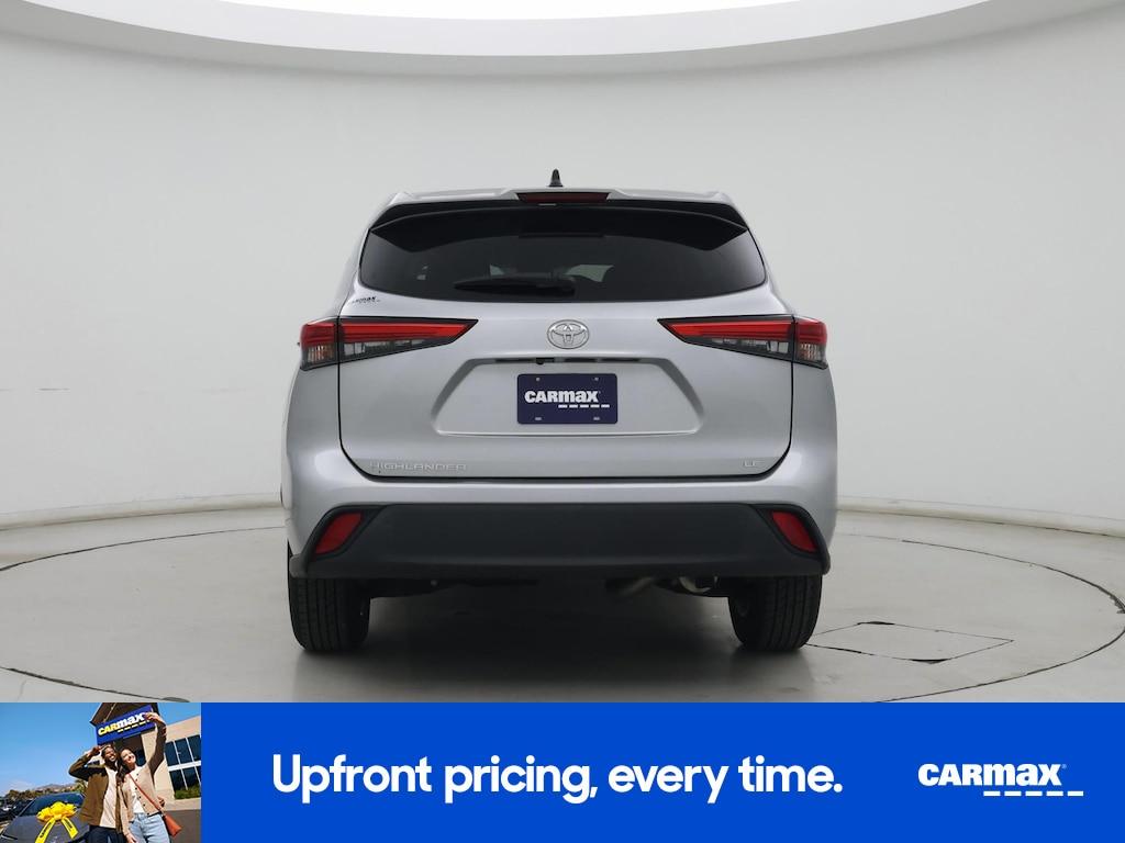 used 2022 Toyota Highlander car, priced at $28,998
