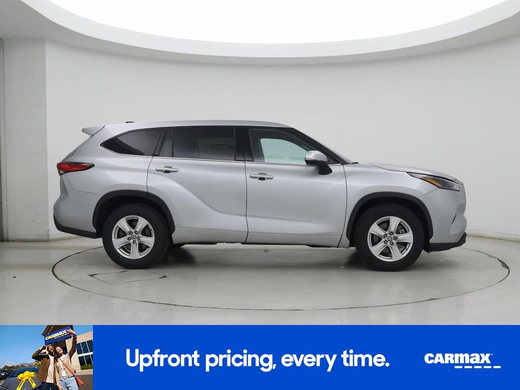 used 2022 Toyota Highlander car, priced at $28,998