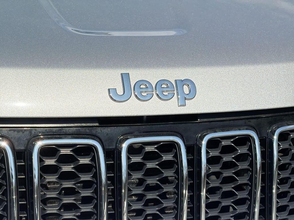 used 2018 Jeep Grand Cherokee car, priced at $16,500