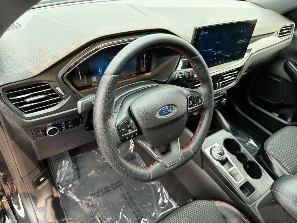 used 2024 Ford Escape car, priced at $25,299