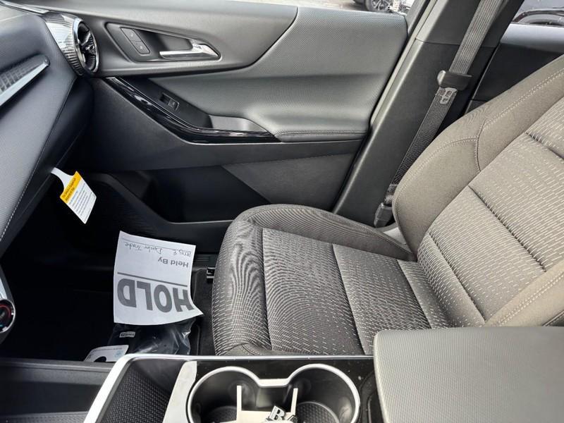 new 2026 Chevrolet Equinox car, priced at $28,575