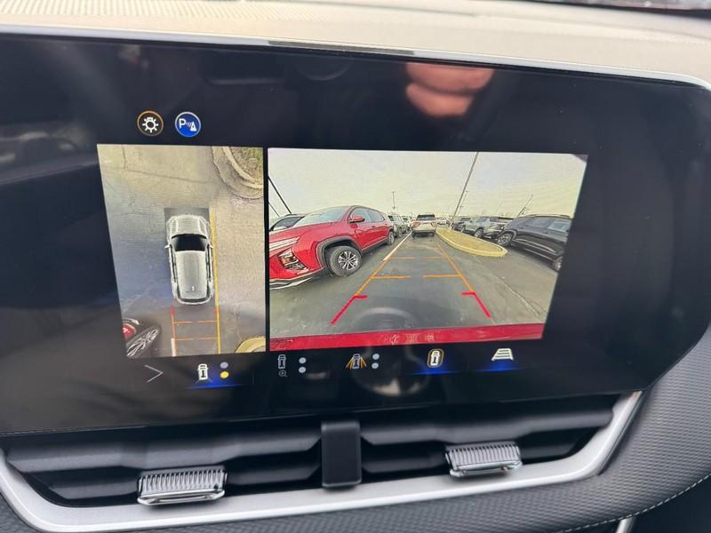 new 2026 Chevrolet Equinox car, priced at $28,575