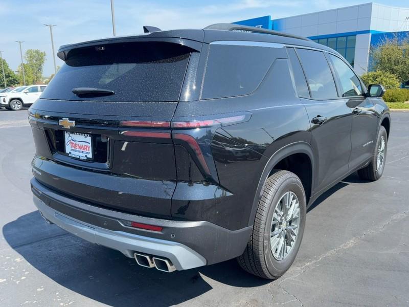 new 2026 Chevrolet Traverse car, priced at $41,295