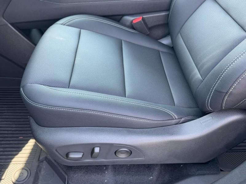 new 2026 Chevrolet Traverse car, priced at $41,295