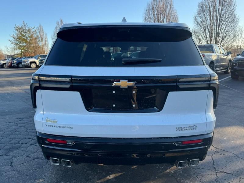 new 2026 Chevrolet Traverse car, priced at $52,790