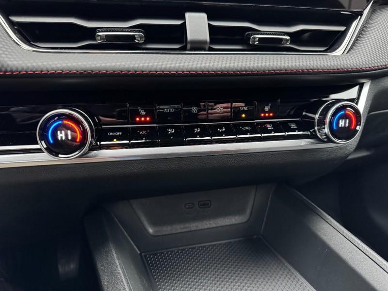 new 2026 Chevrolet Equinox car, priced at $30,695