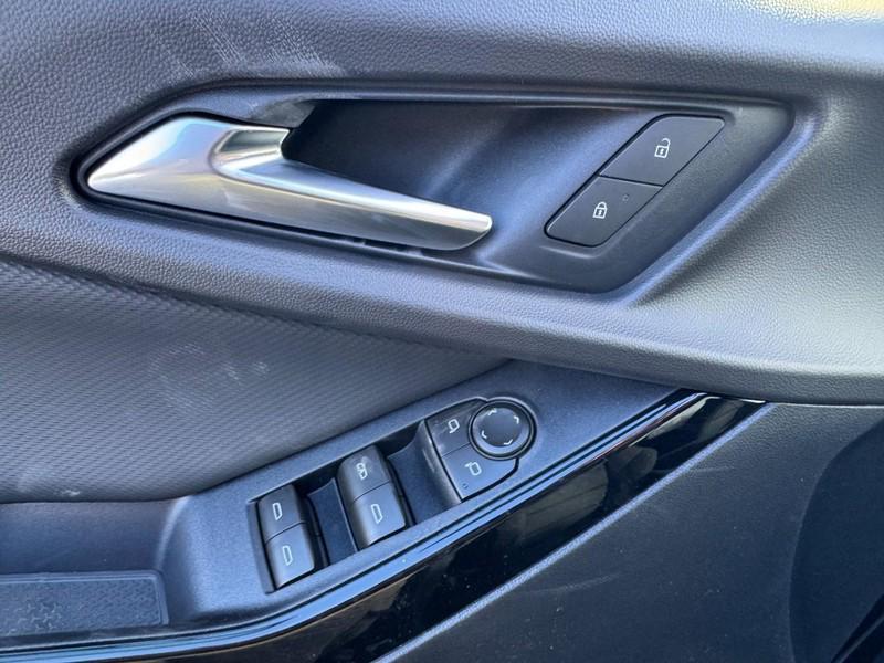 new 2026 Chevrolet Equinox car, priced at $28,395