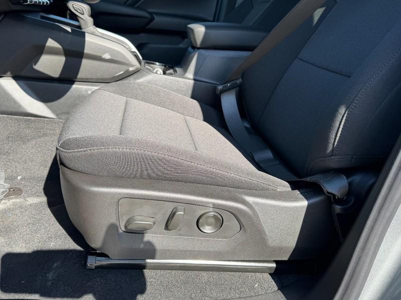 new 2026 Chevrolet Colorado car, priced at $30,435