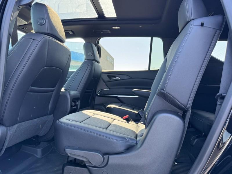 new 2026 Chevrolet Traverse car, priced at $44,340
