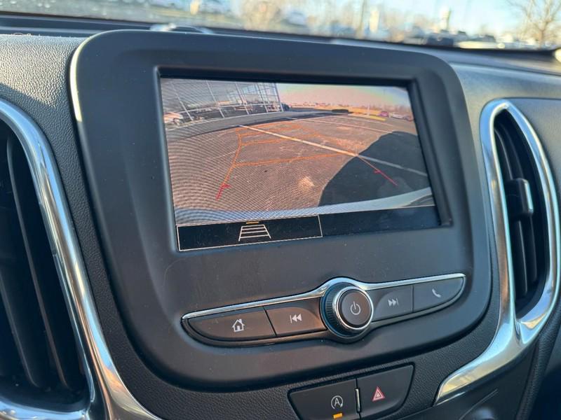 used 2022 Chevrolet Equinox car, priced at $16,995