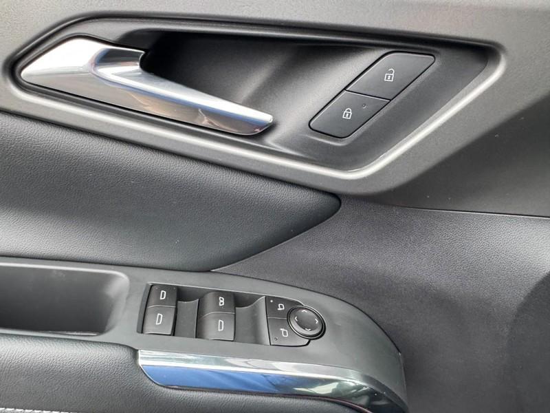 new 2026 Chevrolet Traverse car, priced at $38,640