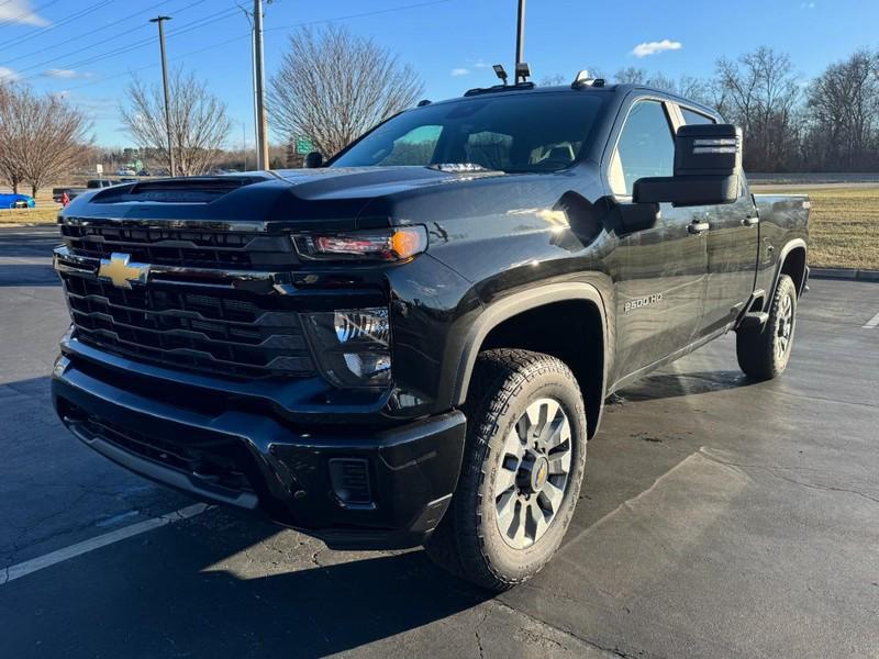new 2026 Chevrolet Silverado 2500 car, priced at $48,600
