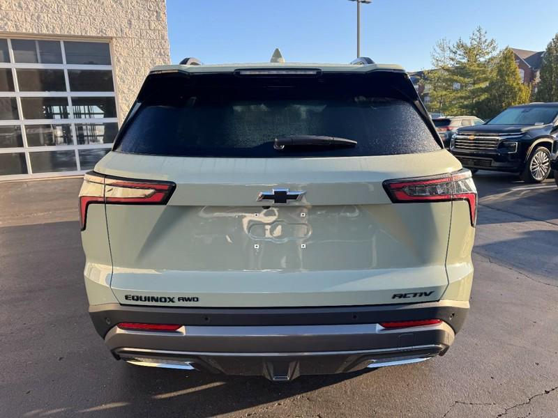 new 2026 Chevrolet Equinox car, priced at $33,645