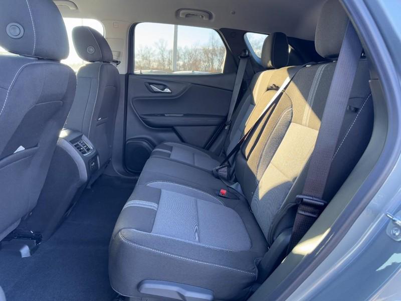 new 2025 Chevrolet Blazer car, priced at $32,980