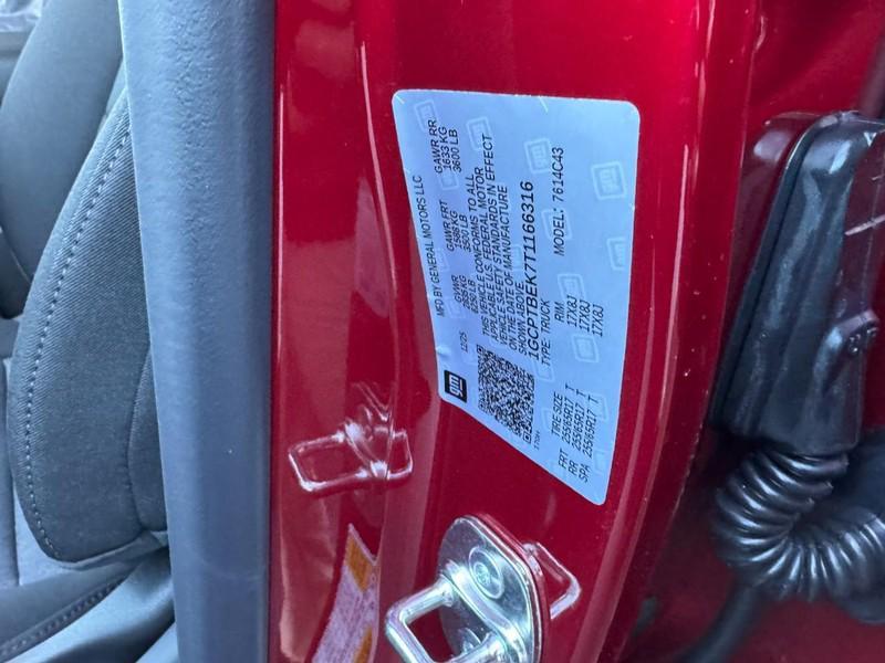 new 2026 Chevrolet Colorado car, priced at $33,635