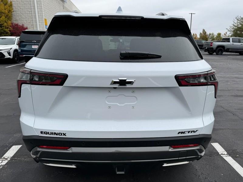 new 2026 Chevrolet Equinox car, priced at $31,690