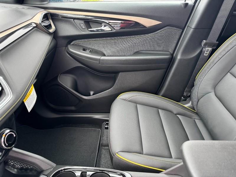 new 2026 Chevrolet TrailBlazer car, priced at $27,205