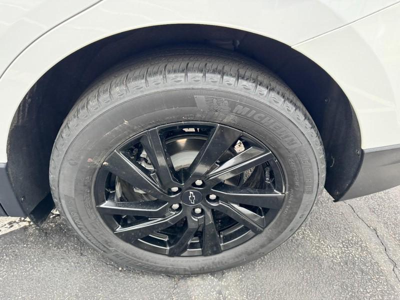used 2023 Chevrolet Equinox car, priced at $18,995