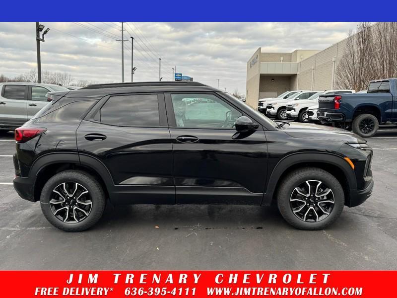 new 2026 Chevrolet TrailBlazer car, priced at $32,470